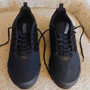 Puma Men's Black Mesh Sneakers